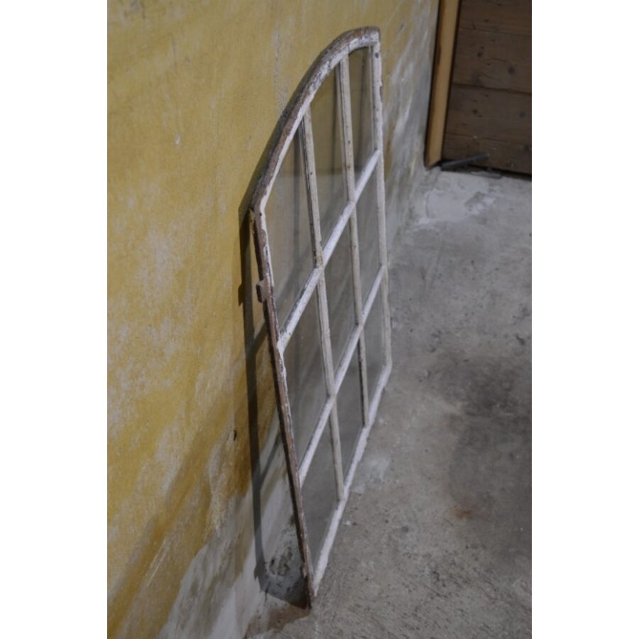 Gietijzer stalraam met kleine ruitjes en glas-3