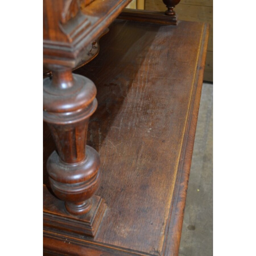 Authentieke Haagse kast driedelig met houtsnijwerk en laden-7