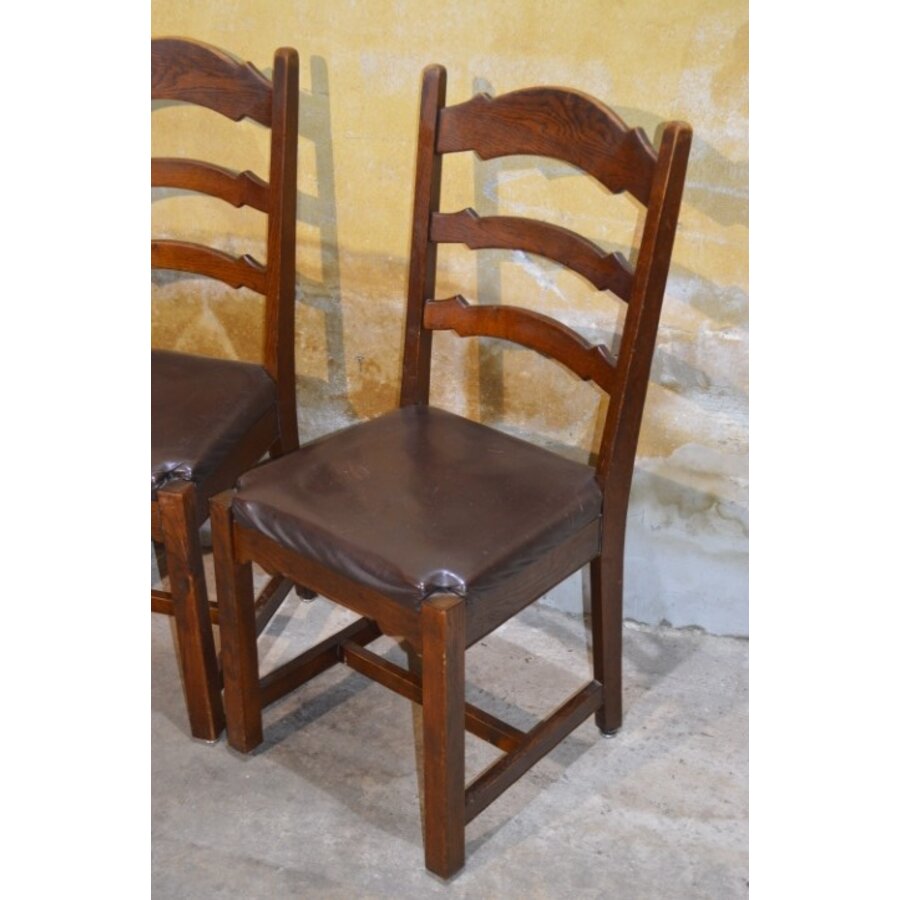 Set van 3 eiken stoelen met donker houten frame en leren zitting-3