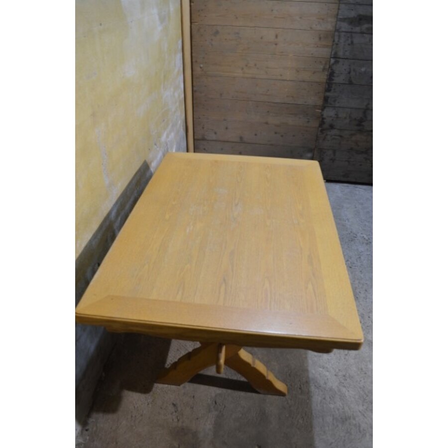 Zware blank eiken kruispoot eettafel uitschuifbaar-4