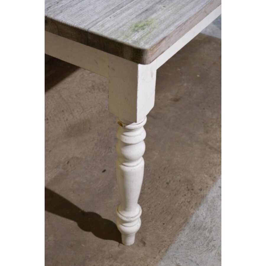 Landelijke grenen eettafel met gedraaide poten-2