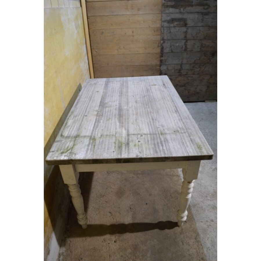 Landelijke grenen eettafel met gedraaide poten-3