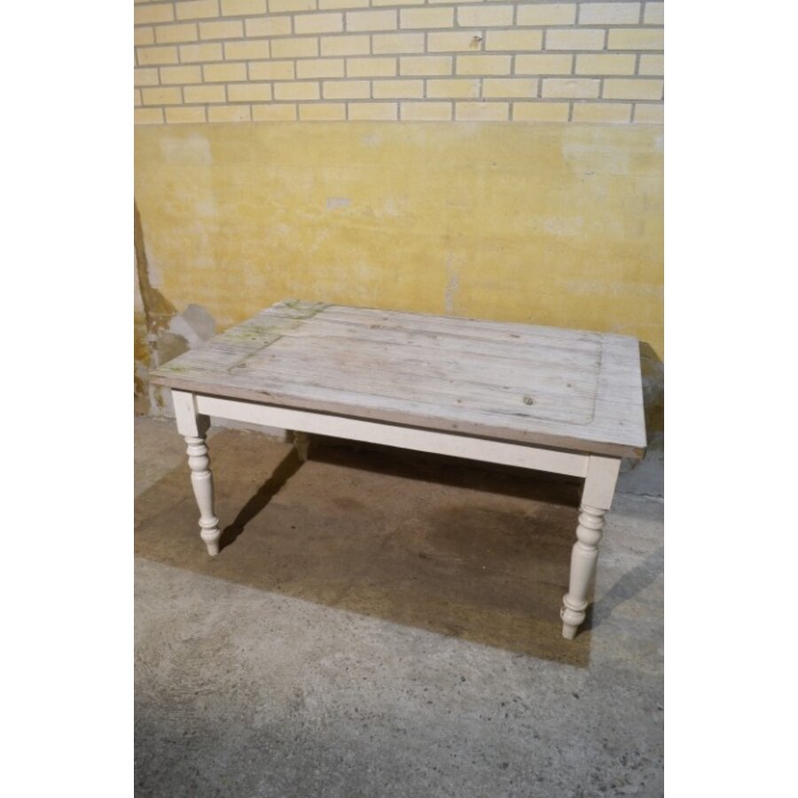 Landelijke grenen eettafel met gedraaide poten-5