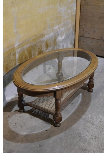 Ovale eiken salontafel met glas 