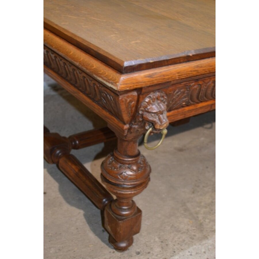 Antieke Franse eiken salontafel met leeuwenkoppen-2