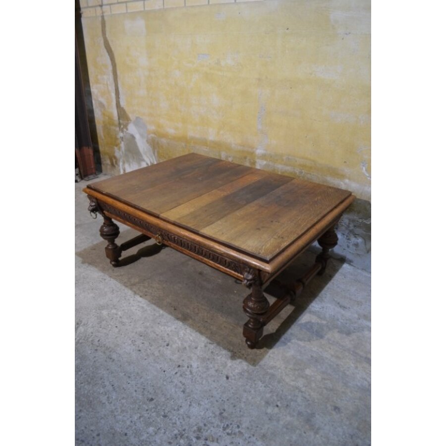 Antieke Franse eiken salontafel met leeuwenkoppen-3
