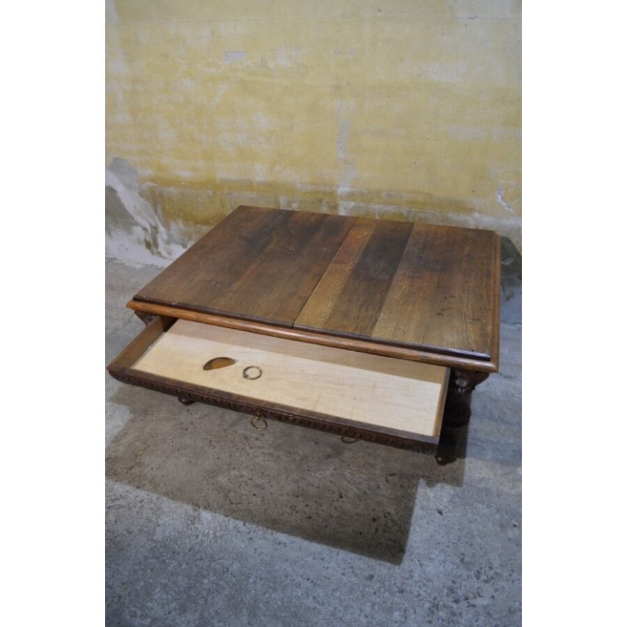 Antieke Franse eiken salontafel met leeuwenkoppen-5