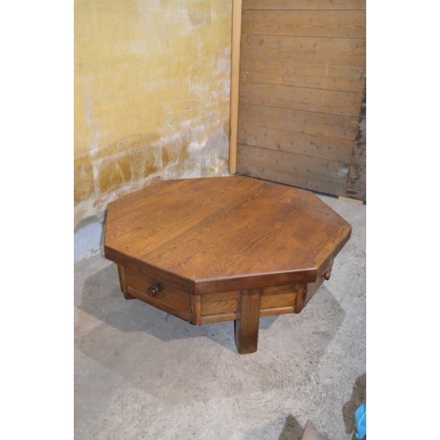 Achtzijdige eiken salontafel – Massief met 4 laden en vintage uitstraling-2
