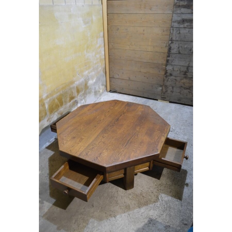 Achtzijdige eiken salontafel – Massief met 4 laden en vintage uitstraling-3