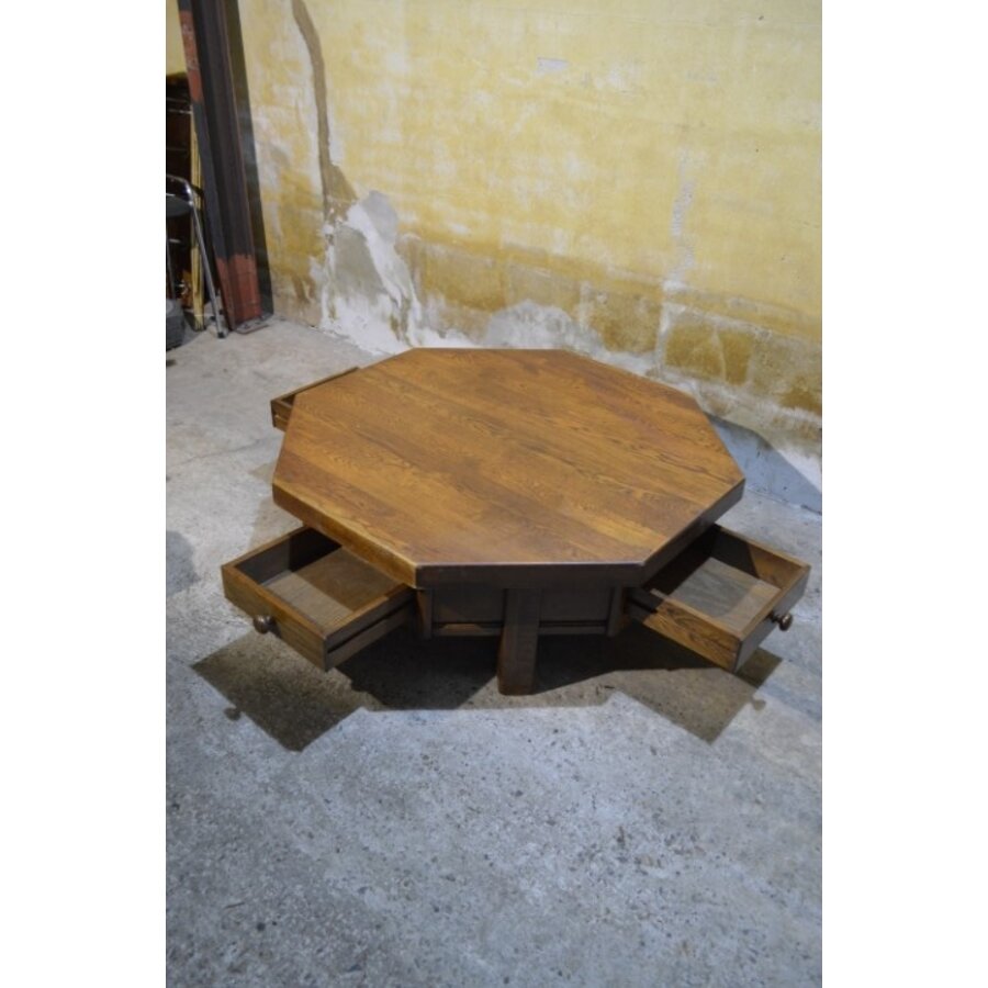 Achtzijdige eiken salontafel – Massief met 4 laden en vintage uitstraling-5