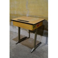 thumb-Vintage kinder schooltafeltje met houten blad en metalen onderstel-6