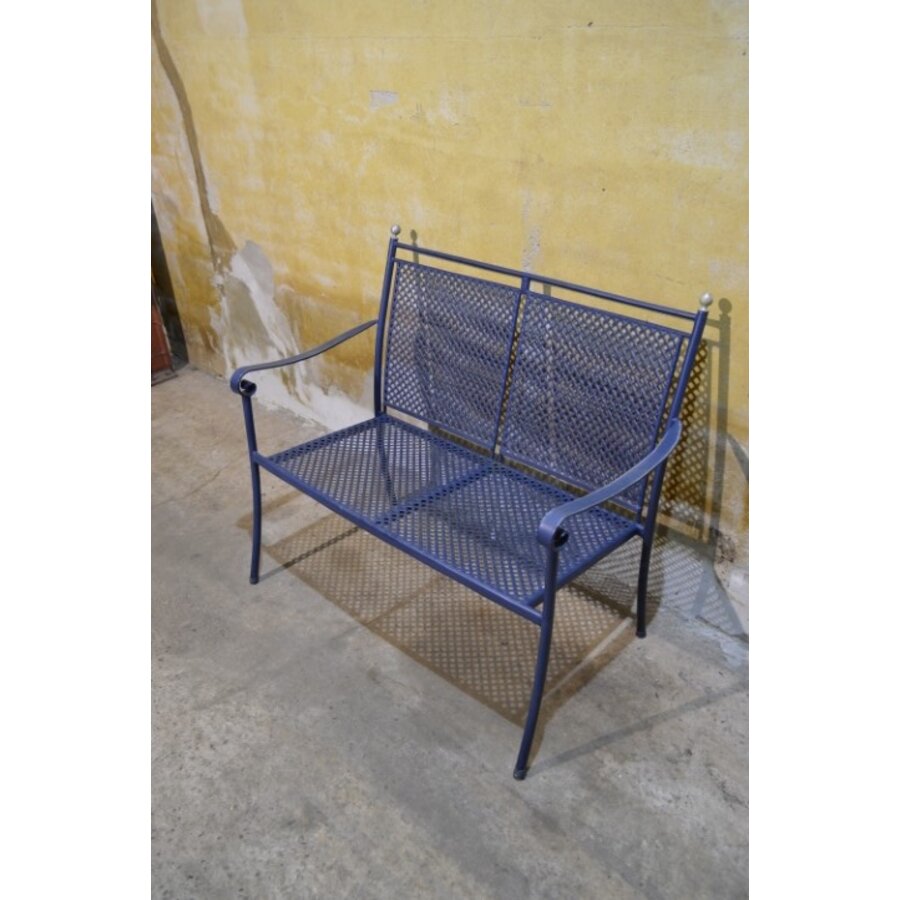 Blauwe metalen tuinbank van Royal Garden met klassiek design-3