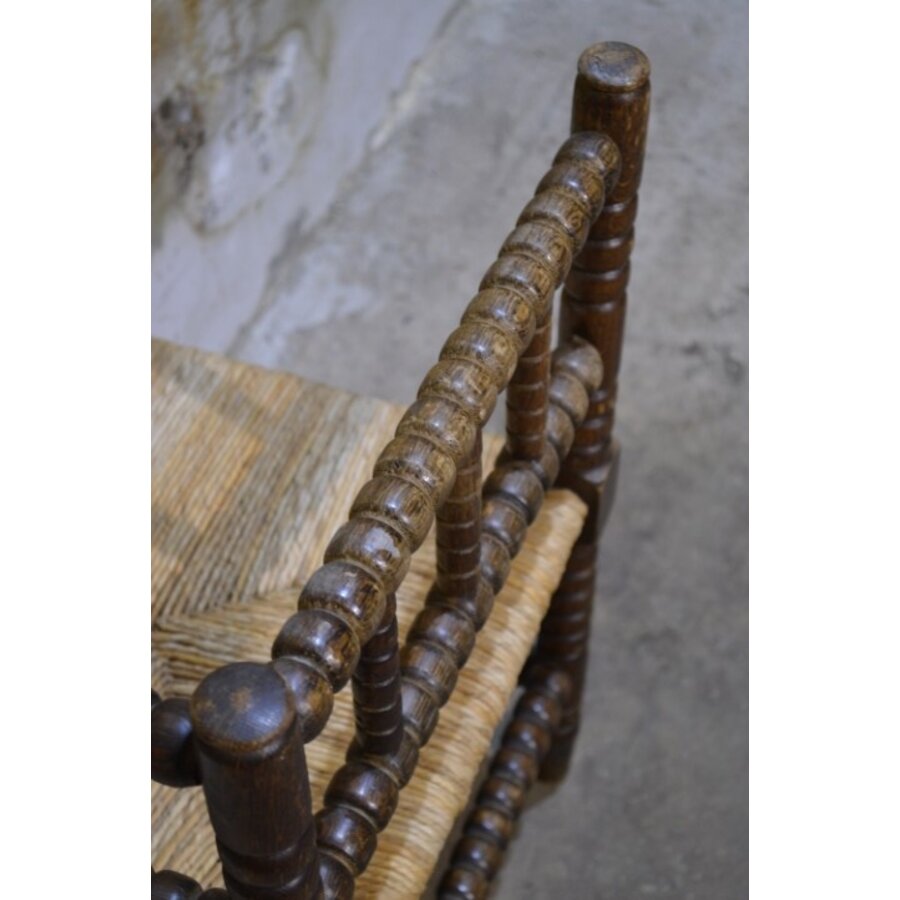 Antiek bobbin hoekstoeltje met rieten zitting en gedraaide poten-6