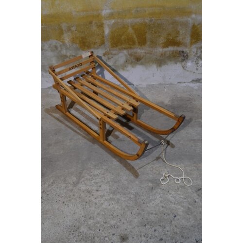 Avento houten slee met rugleuning 