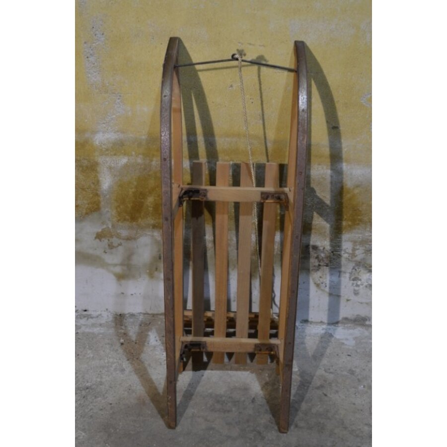 Avento houten slee met Rawstyle rugleuning – Beukenhout met stalen glijders-8