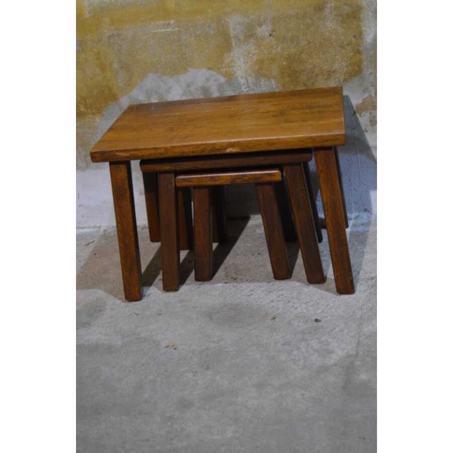Set massief eiken bijzettafeltjes – Vintage nesttafels met gebruikssporen-4