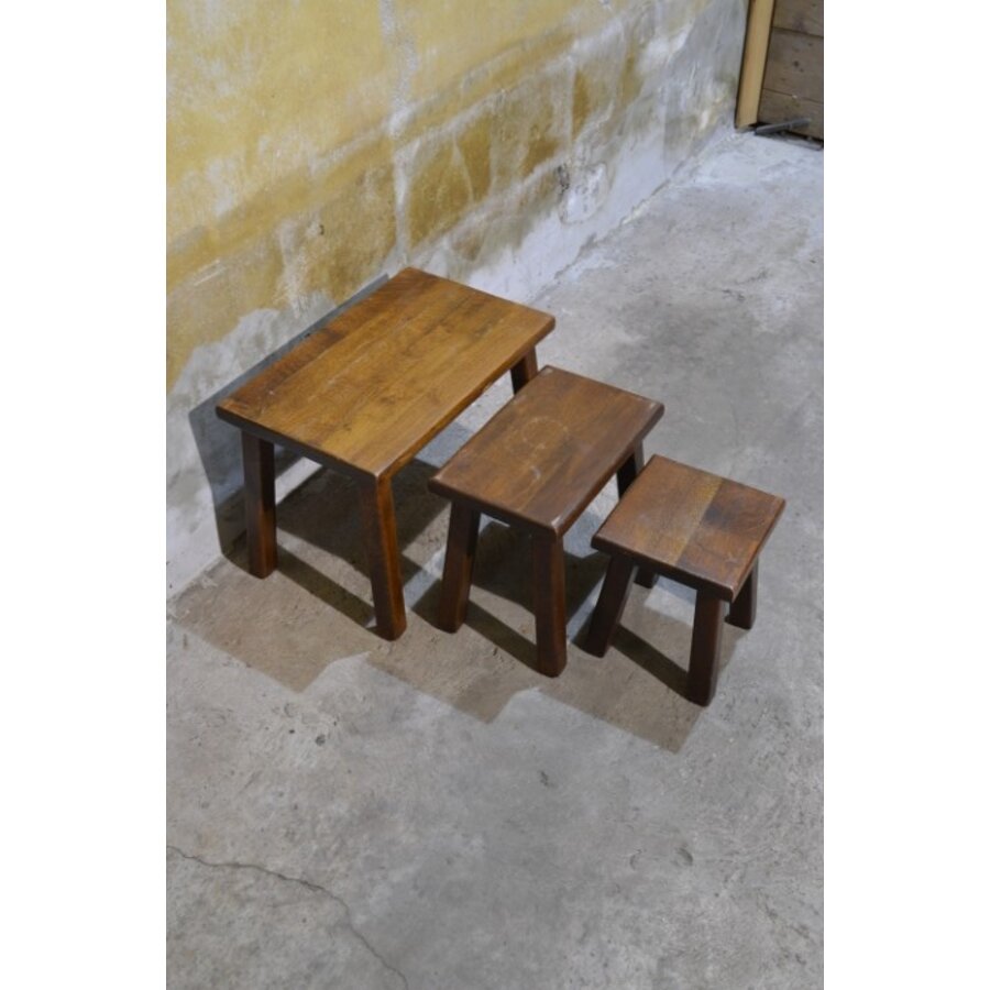 Set massief eiken bijzettafeltjes – Vintage nesttafels met gebruikssporen-7