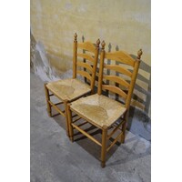 thumb-Set van 2 knopstoelen blank eiken houten stoelen klassiek model-3