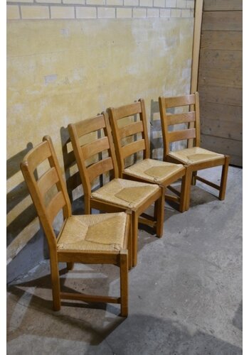 Set van 4 Eiken stoelen met biezen zitting 