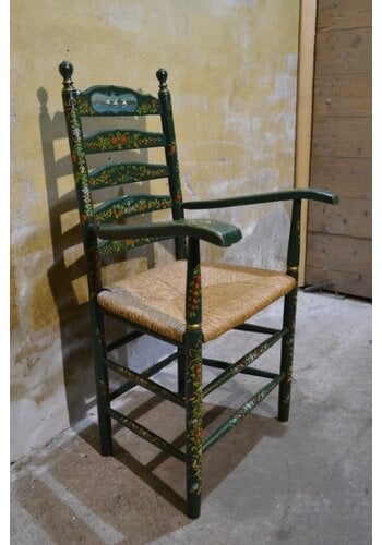 Armstoel beschilderd 