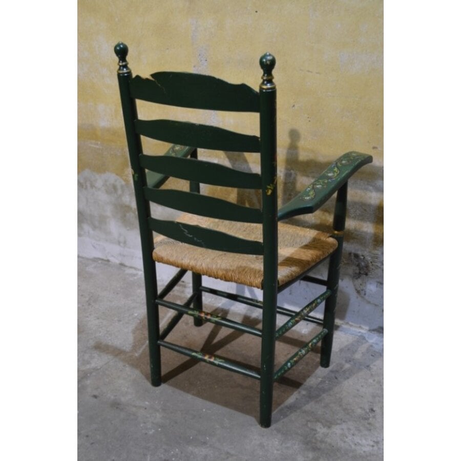 Antieke Hindelooper armstoel handbeschilderd met biezen zitting-10