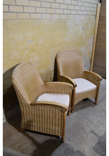Rotan met teak fauteuils 2x 