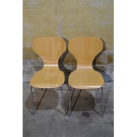 thumb-Set van 2 Deense Danerka stoelen – Vintage stapelbare eetkamerstoelen-2