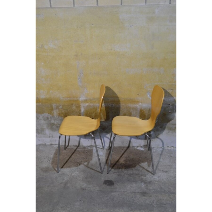 Set van 2 Deense Danerka stoelen – Vintage stapelbare eetkamerstoelen-4