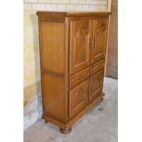 thumb-Donker eiken 4-deurs kast met lades – Servieskast of linnenkast-1