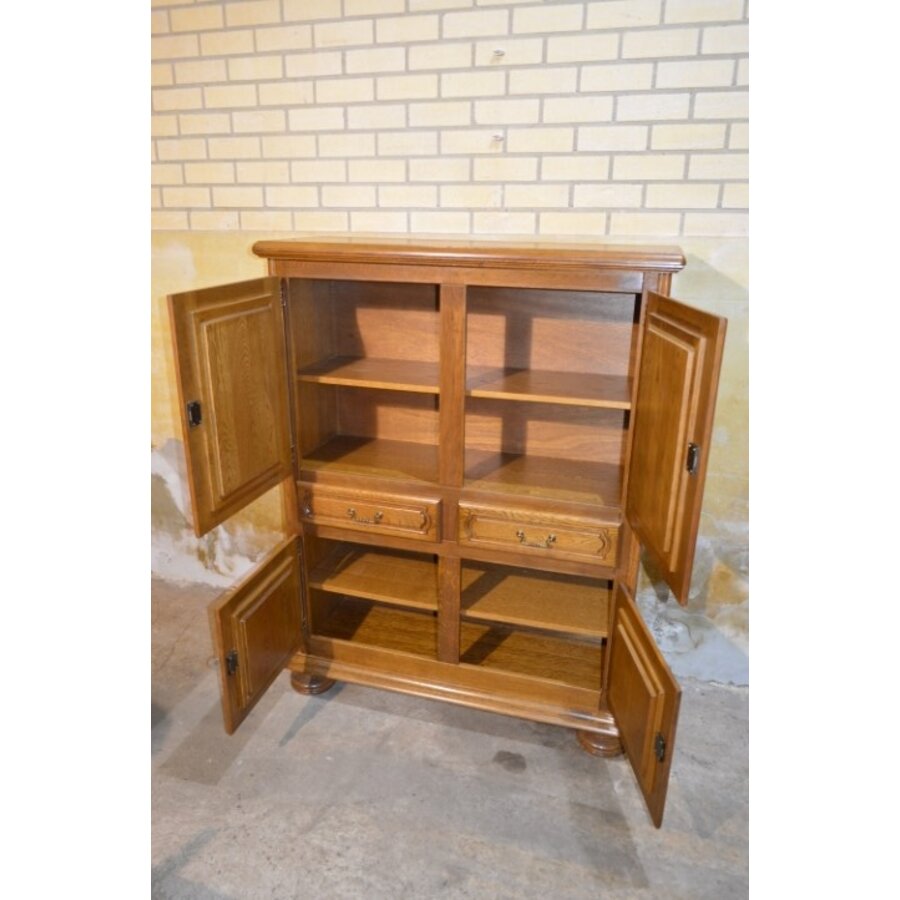 Donker eiken 4-deurs kast met lades – Servieskast of linnenkast-5