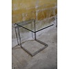 LoodsVol, Tweedehands Gebra bijzettafel met glasplaat – Verchroomd metalen design jaren 80