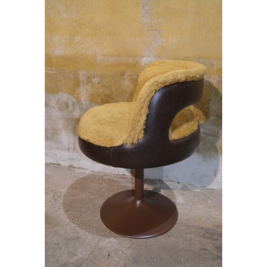 Retro tulpstoel met trompetvoet – Jaren 70 stoel met pluche zitting-4