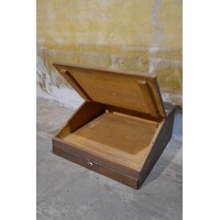 thumb-Oude houten lessenaar met klep en vakverdeling – Schrijflade / kassa-5