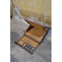 thumb-Oude houten lessenaar met klep en vakverdeling – Schrijflade / kassa-6