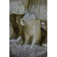 thumb-Decoratief beeld van twee mensen met hond voor tuin of interieur-3