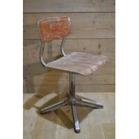 thumb-Tweedehands schoolstoeltje met houten zitting en metalen frame-1