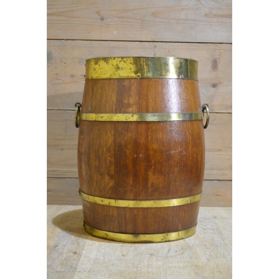 Ovaal eikenhouten ton met messing ringen vintage-4