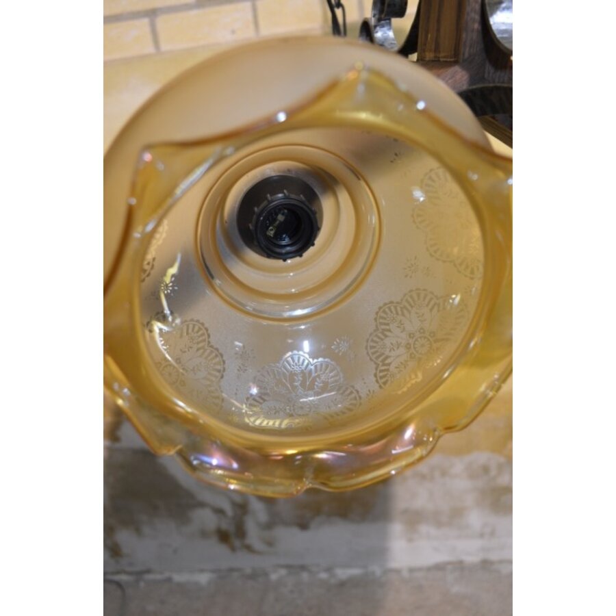 Eiken hanglamp met glas kapjes-10