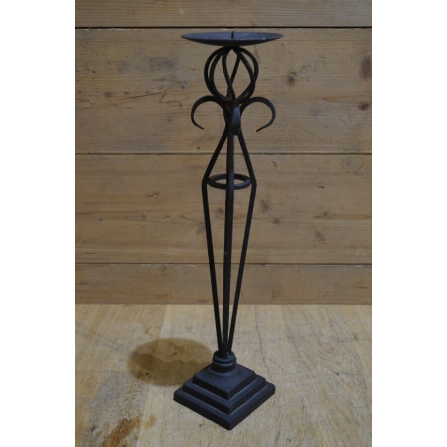 Staande metalen kandelaar groot-5