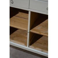 thumb-Ouderwetse commode met lades en paneeldeuren-7