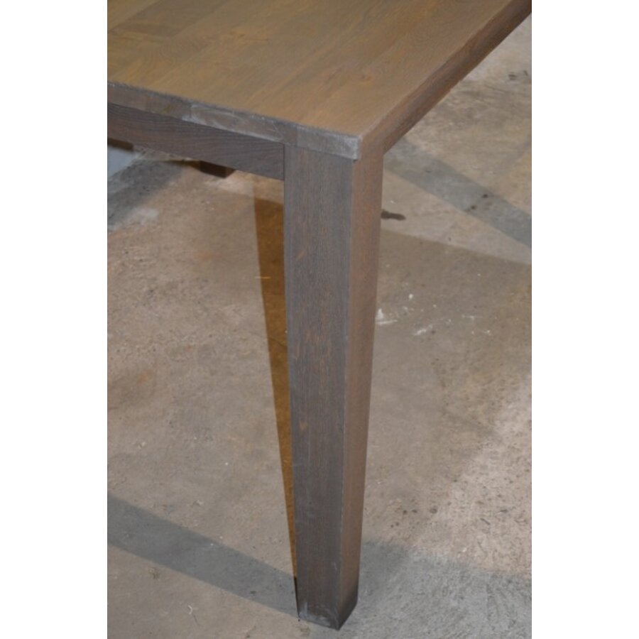 Massief eiken eettafel met metalen frame grey look-2