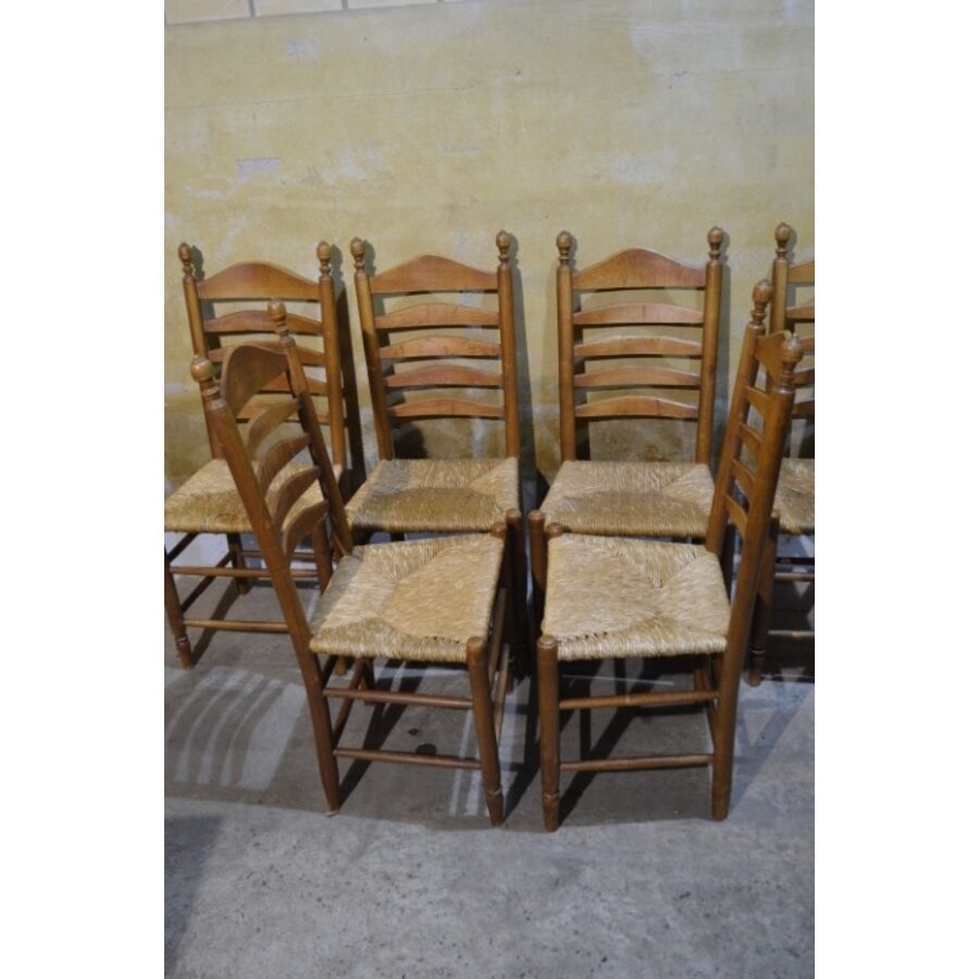 Set van 6 oud Hollandse eiken knopstoelen met biezen zitting en lattenrug-5