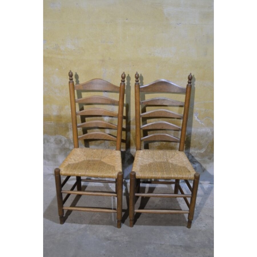 Eiken knopstoelen met rieten zitting set van 2-2