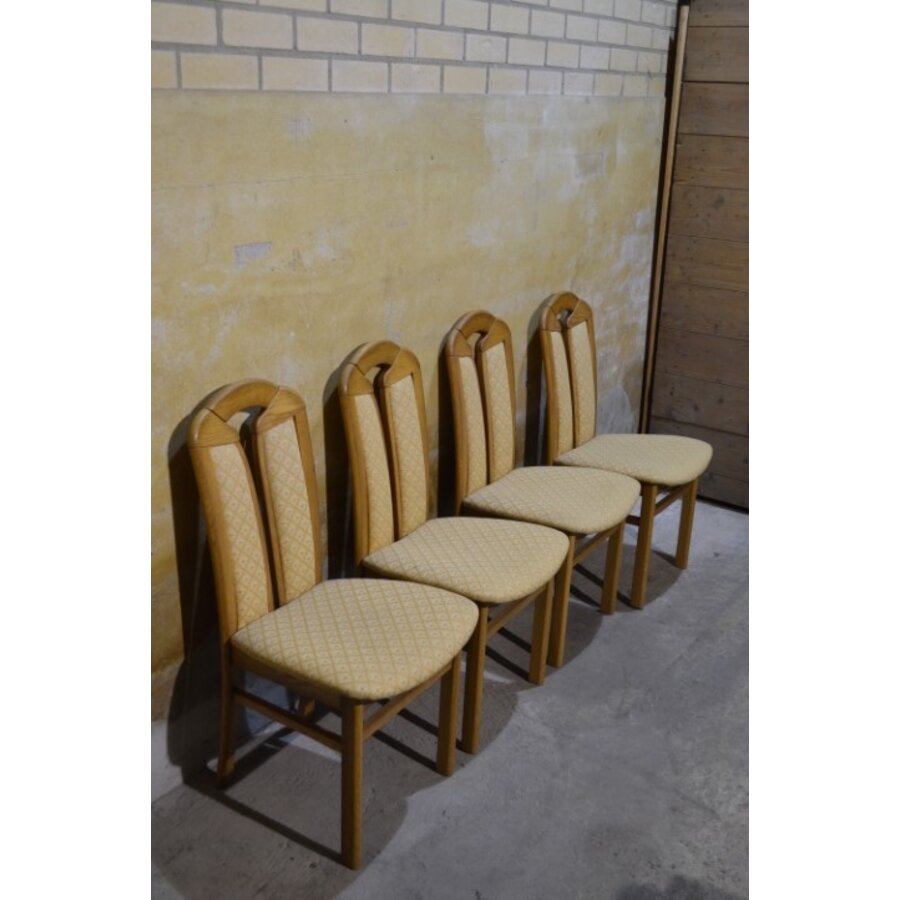 Blank eiken eetkamerstoelen met velours bekleding-1