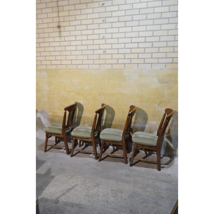 Set van 4 donker eiken brocante eetkamerstoelen-6