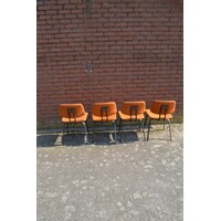 thumb-Set van 4 Friso Kramer Revolt stoelen Ahrend-7
