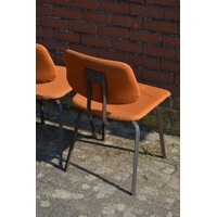 thumb-Set van 4 Friso Kramer Revolt stoelen Ahrend-8
