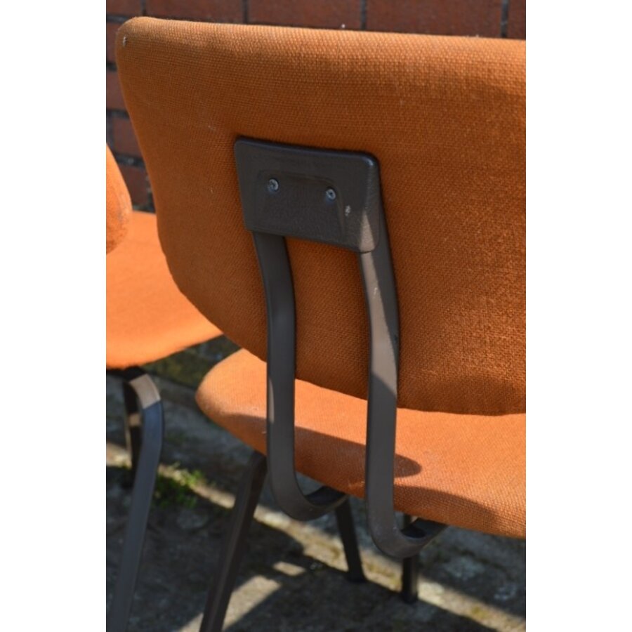 Set van 4 Friso Kramer Revolt stoelen Ahrend-9