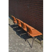 thumb-Set van 4 Friso Kramer Revolt stoelen Ahrend-10