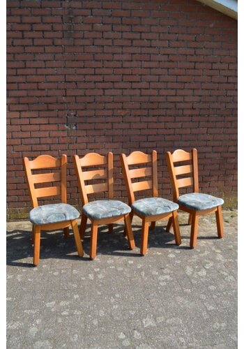 Blank eiken stoelen met stof 4x 